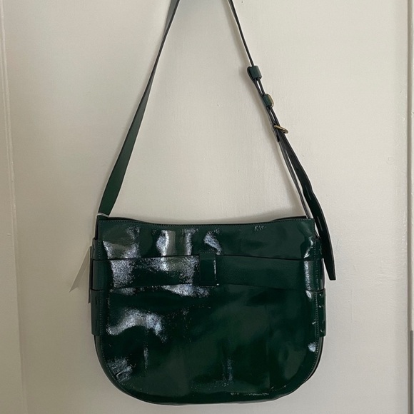 TORY BURCH GEMINI LINK CROSSBODY HOBO ADJUSTABLE PATENT LEATHER GOLD ACCENT BAG - Picture 13 of 15